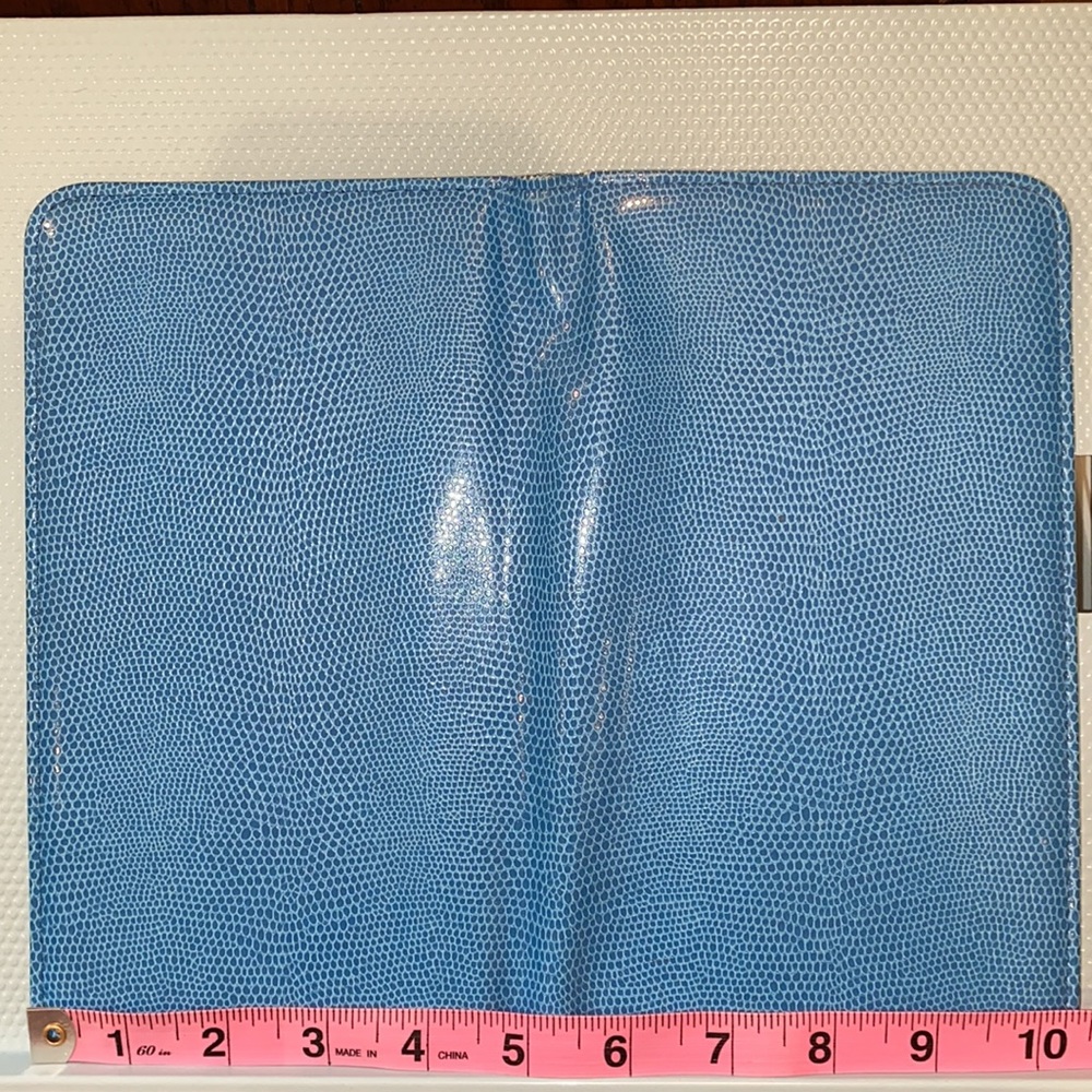 Blue wallet, EUC - Picture 2 of 4